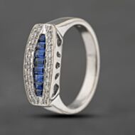 Pre-Owned 18ct White Gold Sapphire & Brilliant Cut Diamond Cluster Ring 41121020