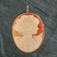 Pre-Owned 9ct Yellow Gold Cameo Brooch 4113059
