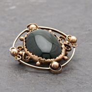 Pre-Owned Vintage Rose Gold Bloodstone Oval Ornate Brooch 41131087