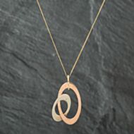 Pre-Owned 9ct Three Colour Gold Double Oval Pendant & 18 Inch Curb Chain 41141419
