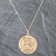 Pre-Owned 9ct Yellow Gold St Christopher Pendant & 16-20 Inch Curb Chain 41141920