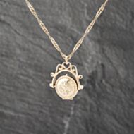 Pre-Owned 9ct Yellow Gold Round Swivel Locket Pendant & 26 Inch Curb Chain 41142408