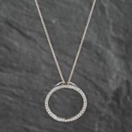 Pre-Owned 14ct White Gold 0.78ct Brilliant Cut Diamond Circle Pendant & 18 Inch Trace Chain 41142417