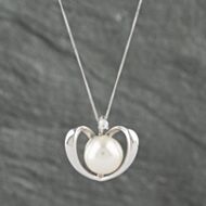 Pre-Owned 9ct White Gold Freshwater Pearl & Cubic Zirconia Open Heart Shaped Pendant & 18 Inch Curb Chain 41142465