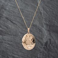 Pre-Owned 9ct Yellow Gold Oval Engraved Locket Pendant & 18 Inch Curb Chain 41142612