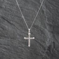 Pre-Owned White Gold 0.18ct Diamond Set Cross Pendant & 18 Inch Curb Chain 41142615