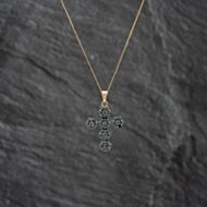 Pre-Owned 9ct Yellow Gold Brilliant Cut Diamond Cross Pendant & 18 Inch Curb Chain 41142661