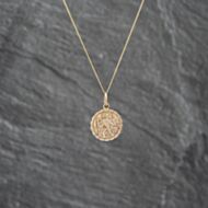 Pre-Owned 9ct Yellow Gold Round St Christopher Pendant & 18 Inch Curb Chain 41142709