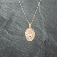 Pre-Owned 9ct Two Colour Gold Oval Patterned Family Multi Photo Locket Pendant & 18 Inch Curb Chain 41142741
