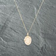 Pre-Owned 9ct Yellow Gold Oval Patterned Edge Locket Pendant & 18 Inch Curb Chain 41142760