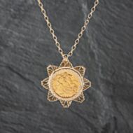 Pre-Owned Yellow Gold 1968 Queen Elizabeth II Full Sovereign Star Design Mount Pendant & 19 Inch Belcher Chain 41142817