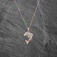 Pre-Owned 9ct Yellow Gold 0.25ct Diamond Dolphin Pendant & 18 Inch Curb Chain 41142829