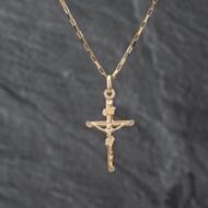 Pre-Owned 9ct Yellow Gold Crucifix Cross Pendant & 20 Inch Paper Link Chain 41142834