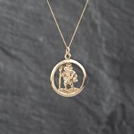 Pre-Owned 9ct Yellow Gold Open Work St Christopher Pendant & 18 Inch Curb Chain 41142843