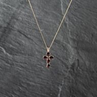 Pre-Owned 9ct Yellow Gold Pear Shape Garnet Claw Set Cross Pendant & 18 Inch Curb Chain 41142904