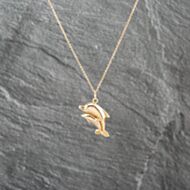 Pre-Owned 9ct Yellow Gold Mother And Baby Dolphin Pendant & 18 Inch Trace Chain 41142929