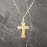 Pre-Owned 9ct Yellow Gold Cubic Zirconia Set Large Cross Pendant & 20 Inch Curb Chain 41143001