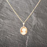 Pre-Owned 9ct Yellow Gold Cameo Oval Pendant & 22 Inch Curb Chain 41143011