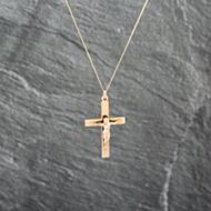 Pre-Owned 9ct Yellow Gold Crucifix Cross Pendant & 18 Inch Curb Chain 41143032