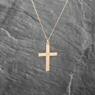 Pre-Owned 9ct Yellow Gold Plain Millenium Cross Pendant & 18 Inch Curb Chain 41143052