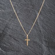 Pre-Owned 9ct Yellow Gold Hand Engraved Cross Pendant & 18 Inch Curb Chain 41143082