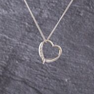 Pre-Owned 9ct White Gold 0.02ct Diamond Open Heart Slider Pendant & 15 Inch Curb Chain 41143191