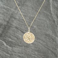 Pre-Owned 9ct Yellow Gold Round St Christopher Pendant & 18 Inch Curb Chain 41143202