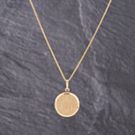 Pre-Owned 9ct Yellow Gold Round St Christopher Pendant & 18 Inch Curb Chain 41143252