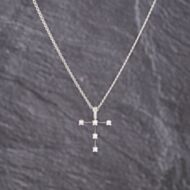 Pre-Owned 9ct White Gold 0.19ct Brilliant Cut Diamond Cross Pendant & 18 Inch Curb Chain 41143263