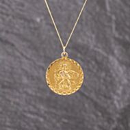 Pre-Owned 9ct Yellow Gold St Christopher Pendant & 18 Inch Curb Chain 41143309