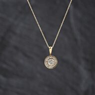 Pre-Owned 9ct Yellow Gold Diamond Circular Halo Cluster Pendant & 18 Inch Prince Of Wales Chain 41143400