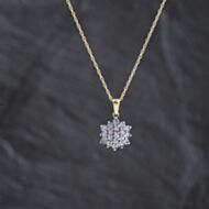 Pre-Owned 9ct Yellow Gold Amethyst Cluster Pendant & 18 Inch Prince Of Wales Chain 41143408