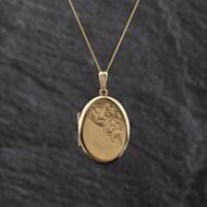 Pre-Owned 9ct Yellow Gold Three Quarter Engraved Locket Pendant & 18 Inch Curb Chain 41143416