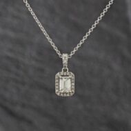 Pre-Owned 18ct White Gold Diamond Cluster Pendant & 18 Inch Trace Chain 41143436