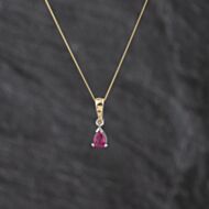 Pre-Owned 9ct Yellow Gold Ruby & 0.01ct Diamond Tear Drop Pendant & 18 Inch Curb Chain 41143460