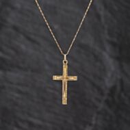 Pre-Owned 9ct Yellow Gold Patterned Cross Pendant & 18 Inch Curb Chain 41143462