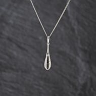 Pre-Owned 9ct White Gold Black & White Diamond Set Tear Drop Pendant & 18 Inch Curb Chain 41143477