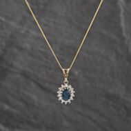 Pre-Owned 9ct Yellow Gold Sapphire & Diamond Oval Cluster Gemstone Pendant & 18 Inch Curb Chain 41143548