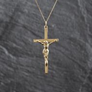 Pre-Owned 9ct Yellow Gold Crucifix Cross Pendant & 17 Inch Trace Chain 41143579