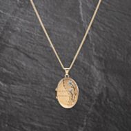 Pre-Owned 9ct Two Colour Gold Poval Precious Memories Locket Pendant & 18 Inch Curb Chain 41143586