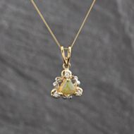 Pre-Owned 9ct Yellow Gold Ethiopian Opal & White Zircon Triangular Pendant & 20 Inch Curb Chain 41143628