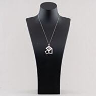 Pre-Owned 9ct Yellow Gold Multi Stone Clown Pendant & 18 Inch Curb Chain 41143727