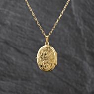Pre-Owned 9ct Yellow Gold Foliate Engraved Double Sided Locket Pendant & 20 Inch Belcher Chain 41162329