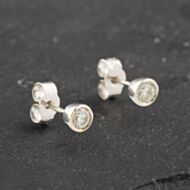 Pre-Owned 9ct White Gold 4.5mm Diamond Rubover Round Stud Earrings 41173051