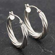 Pre-Owned White Gold 19mm Twist Hoop Earrings 41173461
