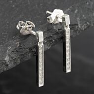 Pre-Owned 9ct White Gold 20mm Diamond Bar Dropper Earrings 41173517