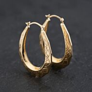 Pre-Owned Yellow Gold 28mm Oval Patterned Creole Earrings 41173639