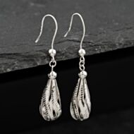 Pre-Owned White Gold 40mm Patterned Openwork Dropper Earrings 41174103