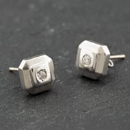 Pre-Owned 9ct White Gold Diamond Cushion Stud Earrings 41174180