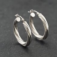Pre-Owned White Gold Twist Hoop Earrings 41174188